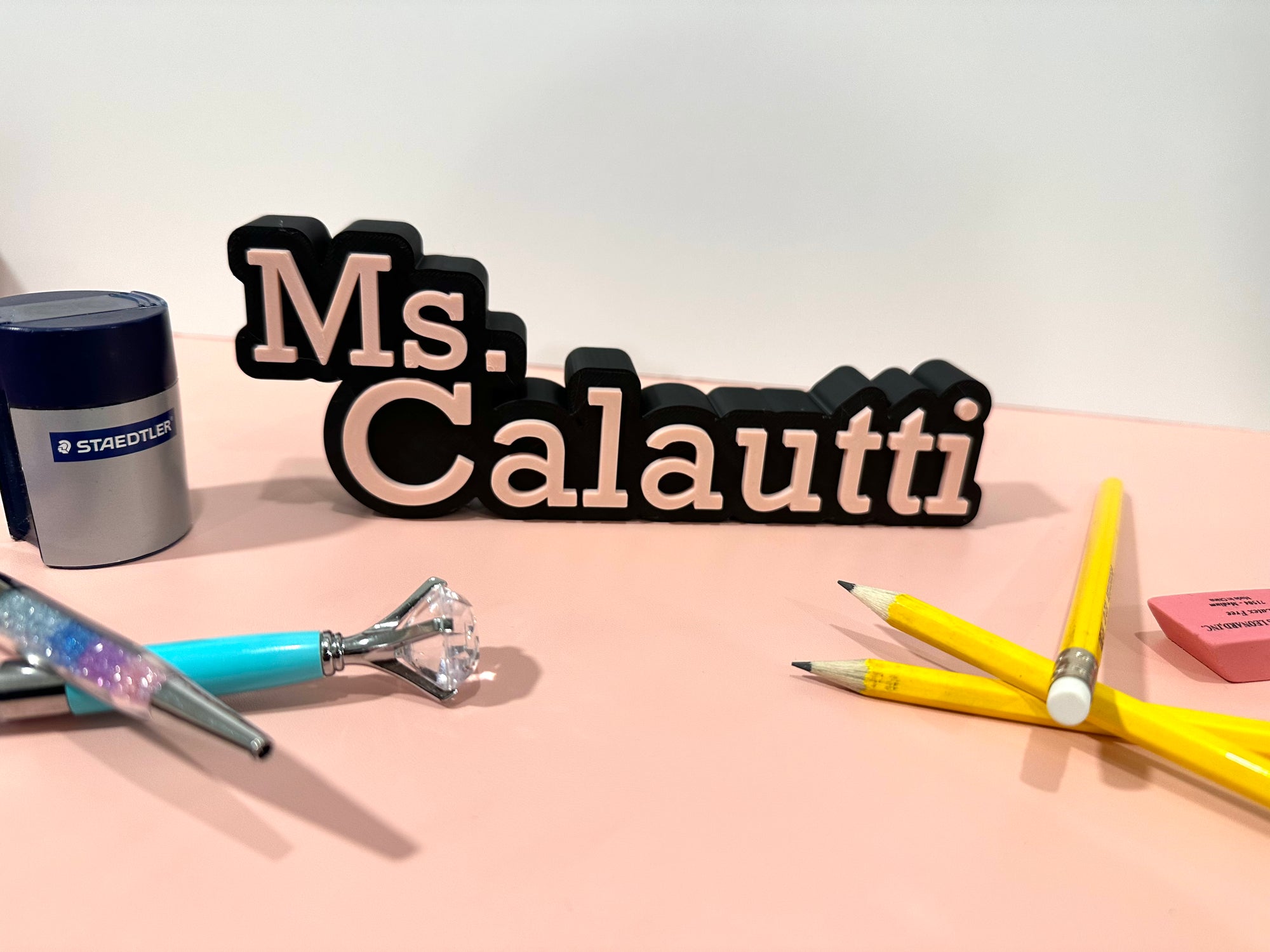 Personalized 3D Printed Teacher Name Plate, Custom Classroom Desk Accessory, Perfect for Teacher Appreciation Gift