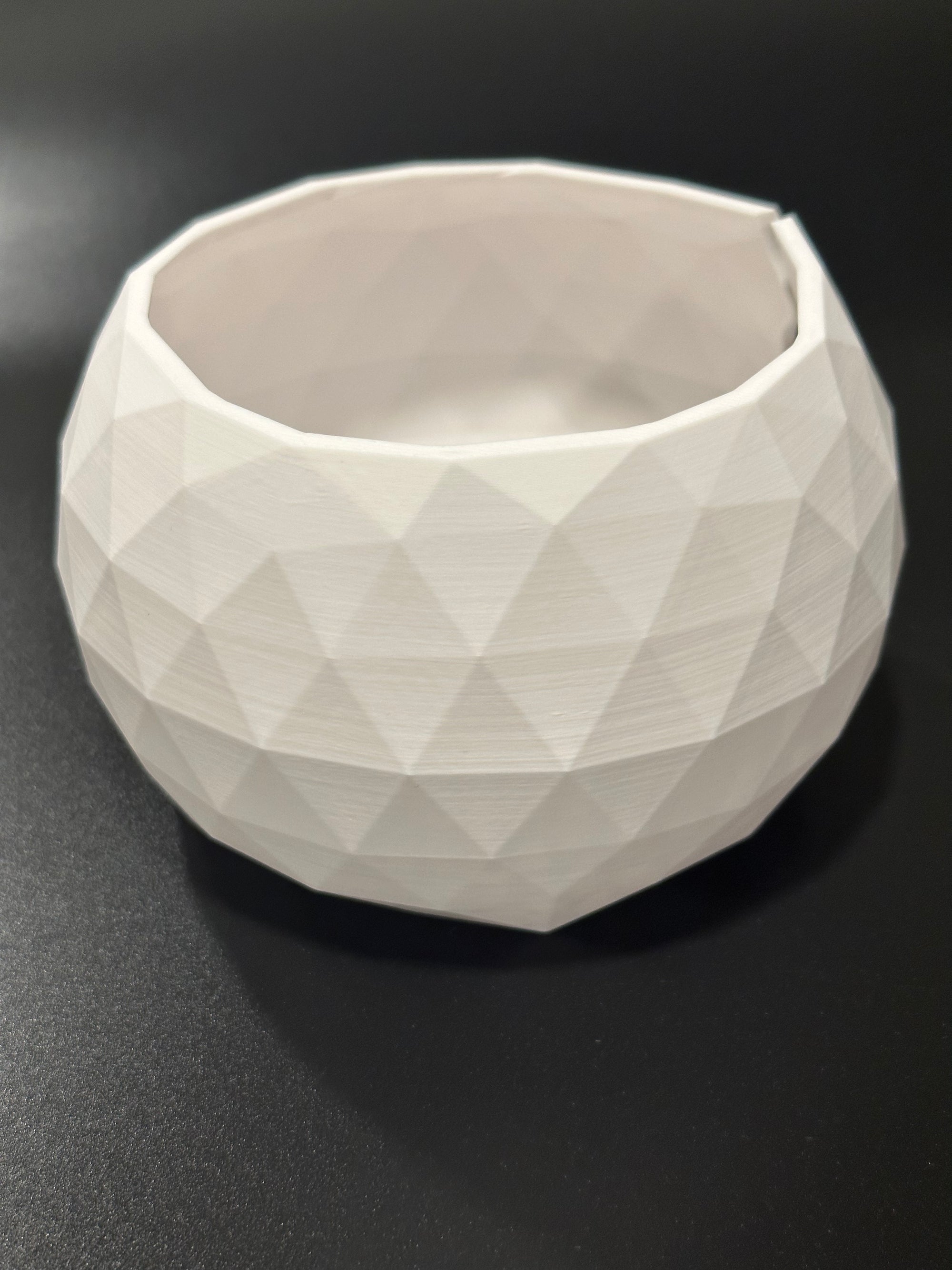 Modern  Knitting Yarn Bowl, 3D Printed, Sleek & Stylish Design, Perfect for Knitters and Crocheters, Great Gift for Craft Lovers